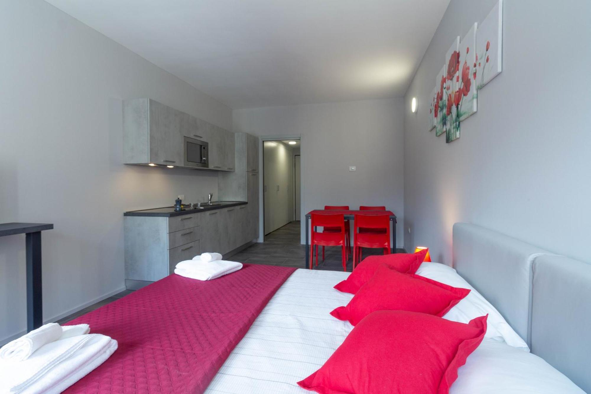 Papavero Apartment - Affitti Brevi Italia Лекко Экстерьер фото